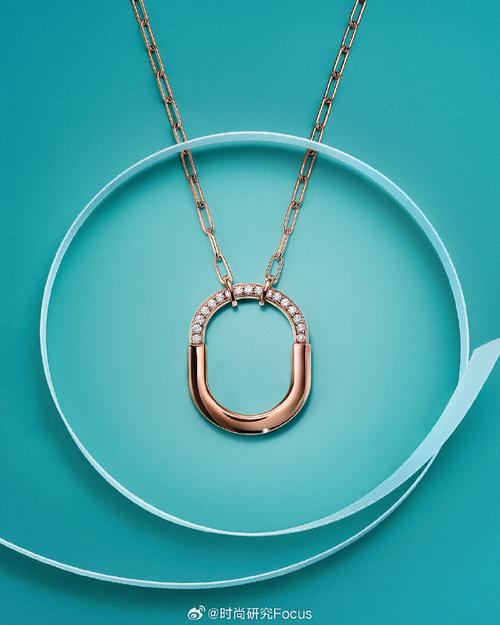 看时尚系列#@tiffanyandco蒂芙尼发布全新520广告片,围绕品牌经典